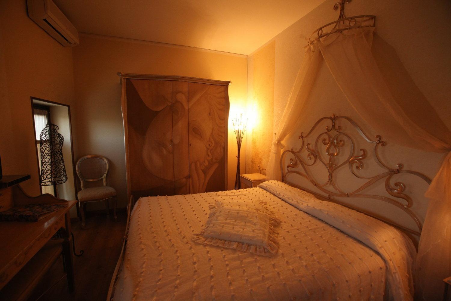 Manuela Le Quattro Coppe Hotel Desenzano del Garda Ngoại thất bức ảnh