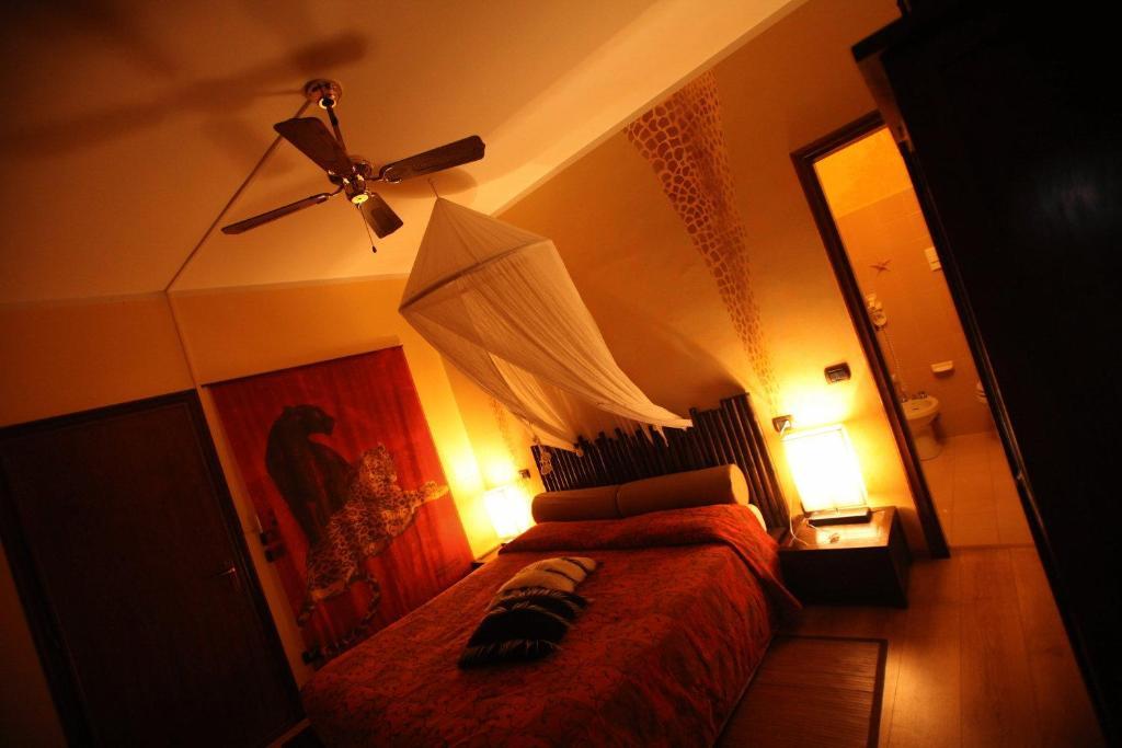 Manuela Le Quattro Coppe Hotel Desenzano del Garda Ngoại thất bức ảnh